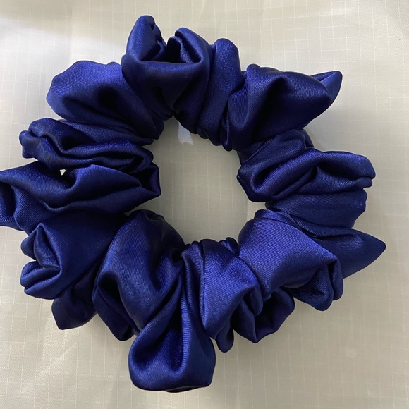 Handmade Scrunchies - Picture 2 of 6